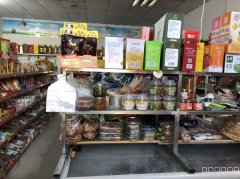 C13174店面转让  呼图壁县上二工路绿景苑小区门口超市转