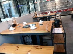 C13176位于呼图壁县西市南路临街火锅店转让