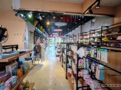 C13165阜康公园6号东区130平旺铺出租