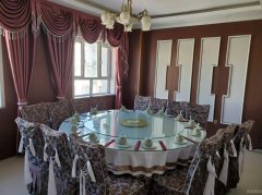 C13177店面转让  吉木萨尔县人民西路路北庭明珠商业楼