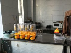 C13180位于阜康市网红街附近酒馆转让