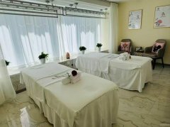 C13196位于昌吉市长宁南路领创大厦七楼写字间出租