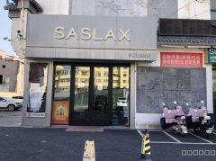 C13198呼图壁县园户村路粮城宾馆对面步行街左侧大门口旺铺