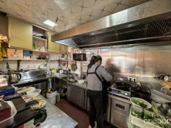 C13200二工奥林小区繁华商圈好位置餐饮店转让