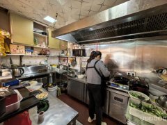 C13200二工奥林小区繁华商圈好位置餐饮店转让