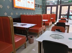 C13204位于五家渠君豪绿园东门临街快餐店转让