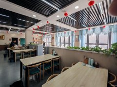 C13206奇台县尊尚名邸小区220平餐厅转让