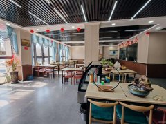 C13206奇台县尊尚名邸小区220平餐厅转让