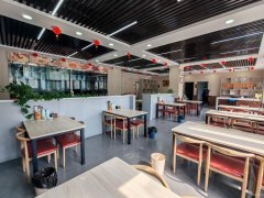 C13206奇台县尊尚名邸小区220平餐厅转让