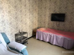 C13207店面转让  呼图壁县园临路迎宾馆对面足浴店