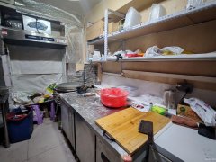 C13213柳州路路口30平餐厅转让