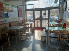 C13217位于阜康市锦都花园小区附近早餐店转让