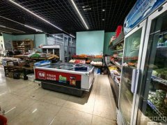 C13226喀什东路商圈小区大门口第二家生鲜超市转让