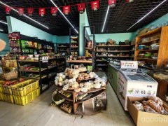 C13226喀什东路商圈小区大门口第二家生鲜超市转让