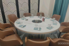 C13230位于五家渠青湖印象西苑临街餐饮店转让