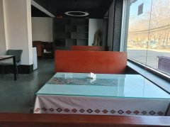 C13233位于安宁渠镇临街商铺出租