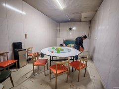 C13236粮校180平餐厅转让