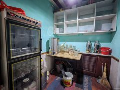 C13240呼图壁世纪园67平餐厅转让