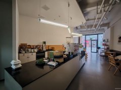 C13243翠竹园步行街93平蛋糕咖啡店转让