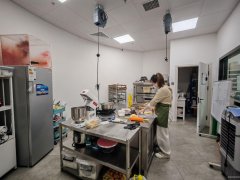 C13243翠竹园步行街93平蛋糕咖啡店转让