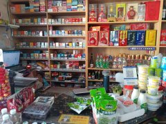 C13246位于奇台县天山北路临街商超转让