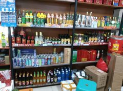 C13246位于奇台县天山北路临街商超转让