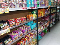 C13246位于奇台县天山北路临街商超转让