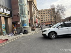 台球厅转让  呼图壁县皇城1号世纪园步行街对面台球厅转让