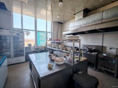 C13255五家渠102团世纪宏华物流园145平餐厅转让