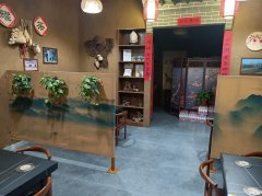 C13258位于昌吉市塔城东路美达花苑附近临街商铺出租