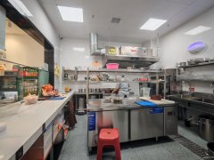 C13265阜康市电力公司对面350平餐厅+台球转让