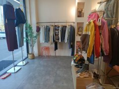 C13271位于阜康市华星小区附近服装店转让