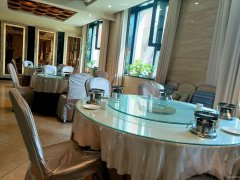 C13278位于五家渠市光明路附近餐饮店转让