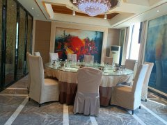 C13278位于五家渠市光明路附近餐饮店转让