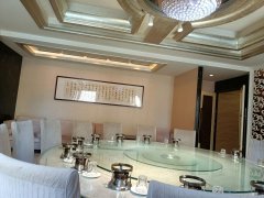 C13278位于五家渠市光明路附近餐饮店转让