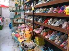 C13279位于乌市绿地城门口第一家母婴用品店转让