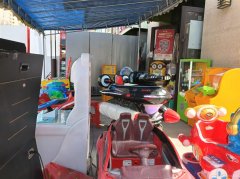 C13279位于乌市绿地城门口第一家母婴用品店转让