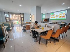 天赐学府210平餐厅转让