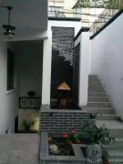 C13290出租：昌吉大剧院旁麦芽巷内中式双庭院可做民宿