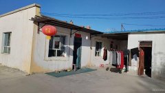 C13294位于五家渠市幸福路口附近院落出租出售