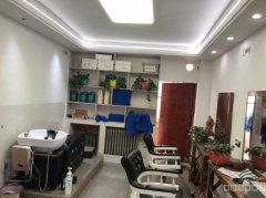 C13300店面转让  昌吉市健康东路东方广场附近