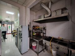 C13301八道湾振安街40平餐厅转让