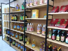 C13311位于昌吉市延安南路荣发市场附近烟酒副食品店转让