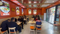 C13313万达华府3期70平餐厅转让