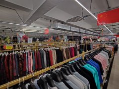 C13318八钢永盛街餐厅出租，服装城招商