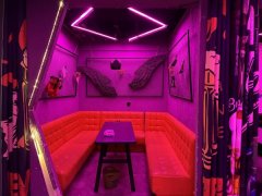 C13324出租昌吉富友国际东门二楼南夜音乐餐吧