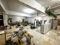 C13337三宫六队商圈宁波街215号自建房直租