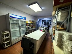 C13348绿城玉园商圈经营中蛋糕店转让