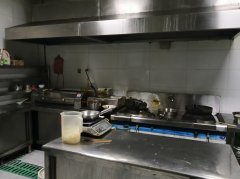 C12861位于昌吉市宁边西路市医院附近快餐店转让