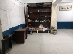 C13353位于昌吉市南五工路巷子内商铺出租
